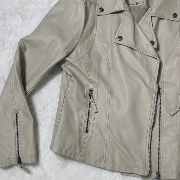 Max Studio Light Tan Leather Jacket - Picture 5 of 8
